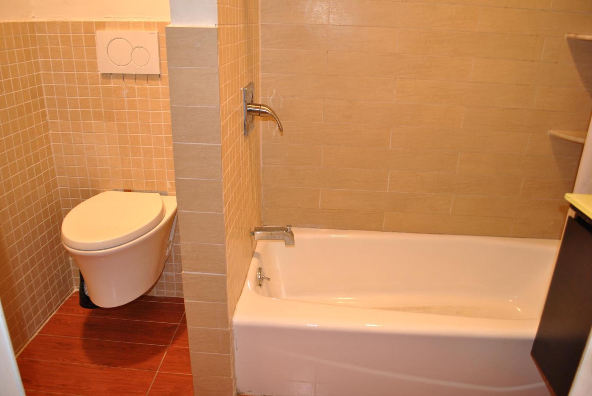 Family Guest House Newark Kültér fotó